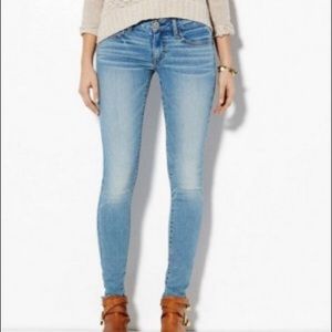 american eagle light blue high rise jegging